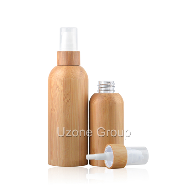 PLASTIC BOTTLE WITH BAMBOO COLLAR SPRAYERPUMP AND BAMBOO COVER(1)